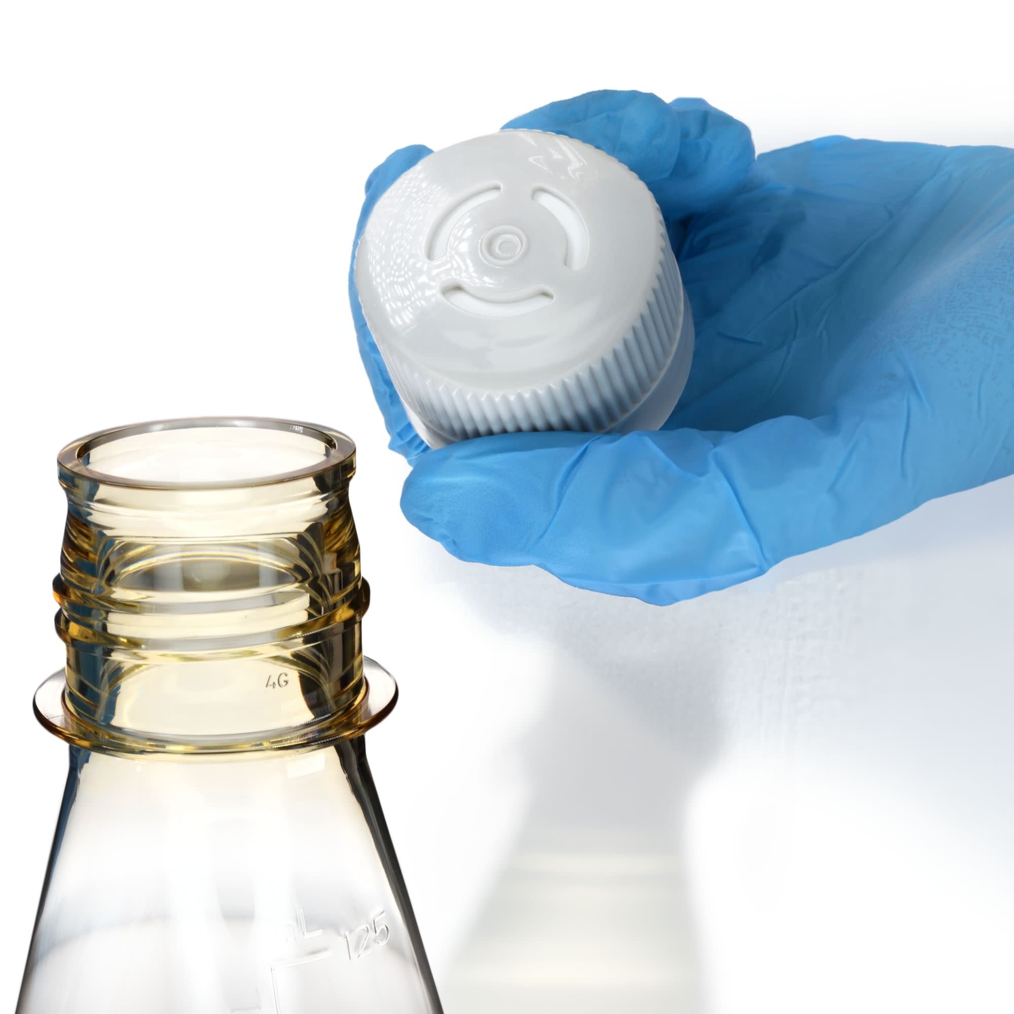 Pack of 24, 125mL Sterile Polycarbonate Erlenmeyer Flasks, Vented, Flat Bottom, Gamma Sterilized, USP Class VI, Lab-Grade