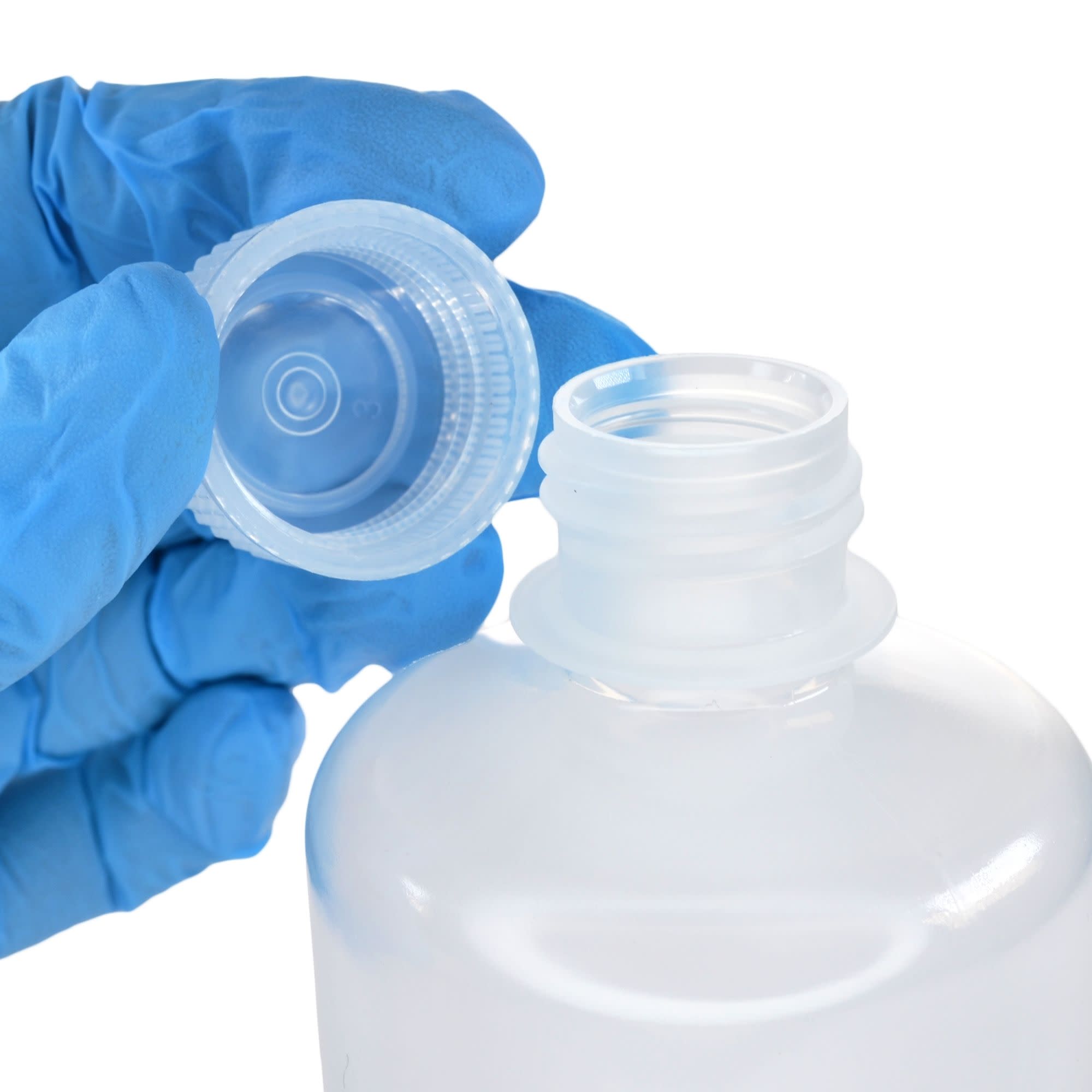 Bulk Pack of 250, 250mL Narrow Mouth Polypropylene Translucent Reagent Bottles with Polypropylene Caps, Non-Sterile